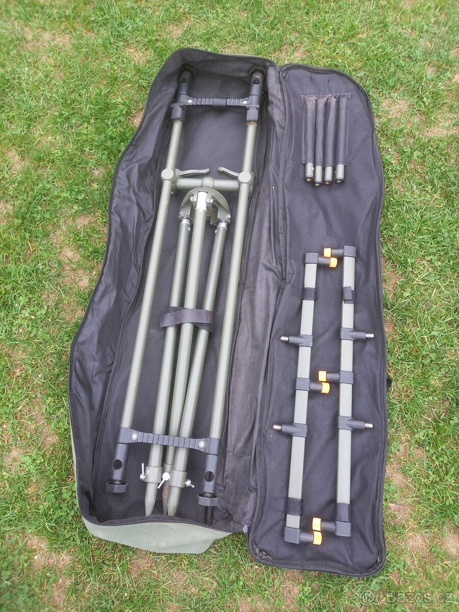 Tripod
