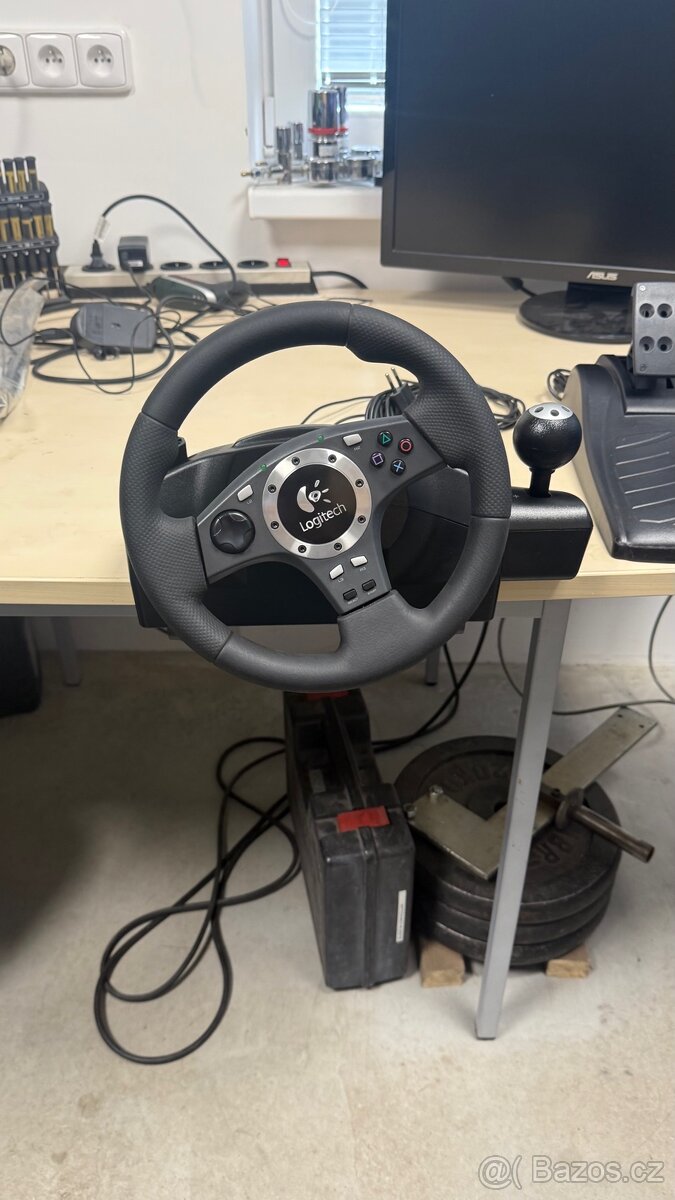 Logitech Driving Force Pro