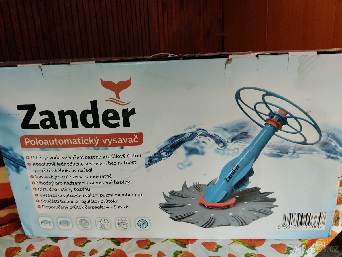 Bazénový vysavač Zander