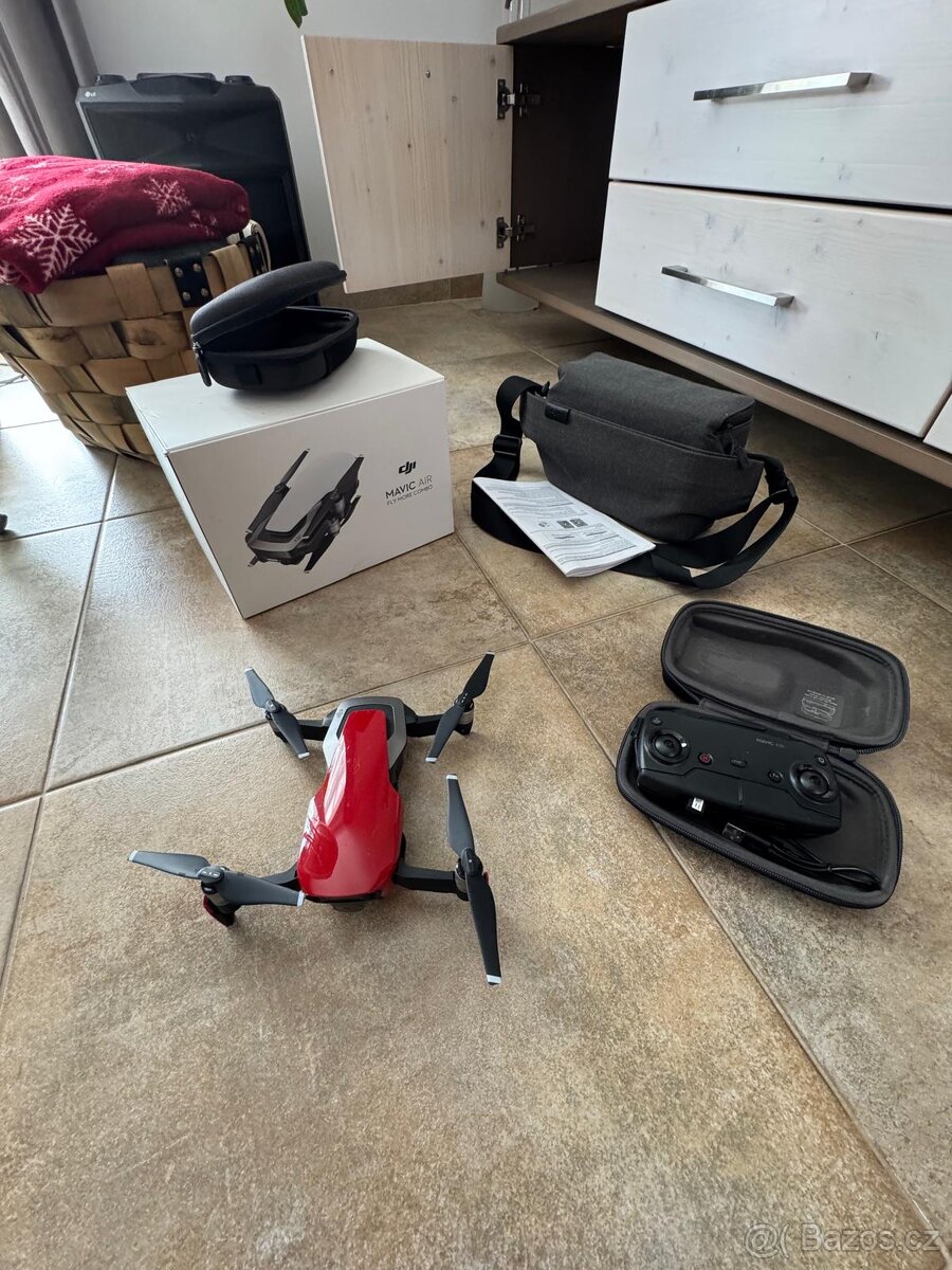 DJI Mavic Air Fly More Combo