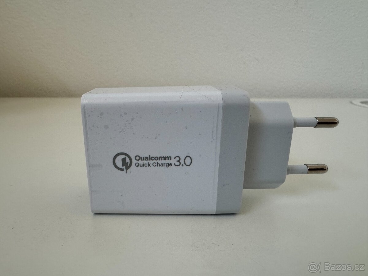 33W 4portová USB nabíječka s rychlonabíjením