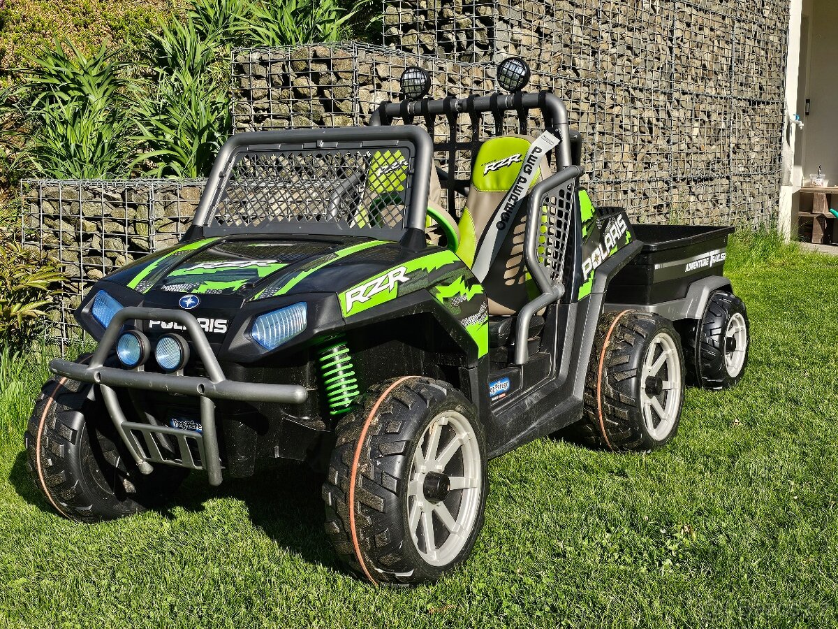 Dětské elektrické auto Peg-Pérego Polaris Ranger RZR + vlek