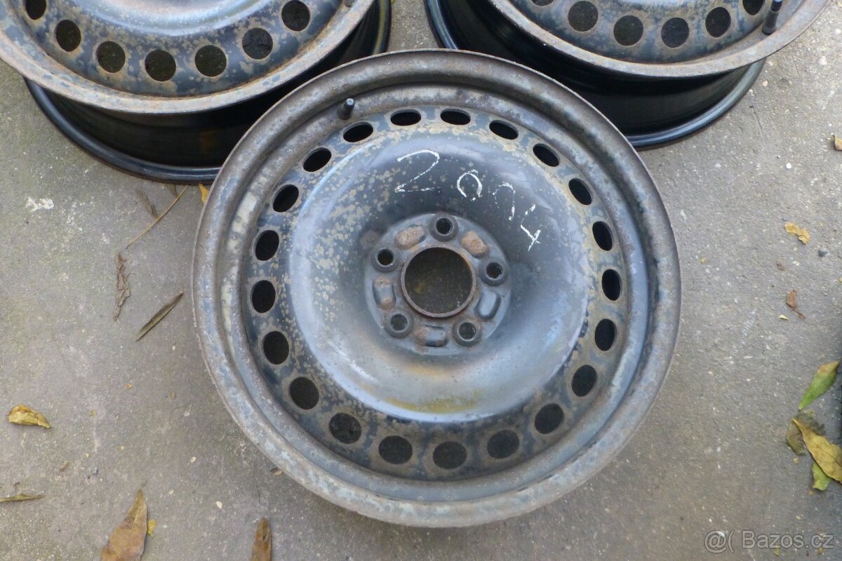 3ks plechových disků Ford Focus 16,5x108,6,5Jx16,et50+ čidla