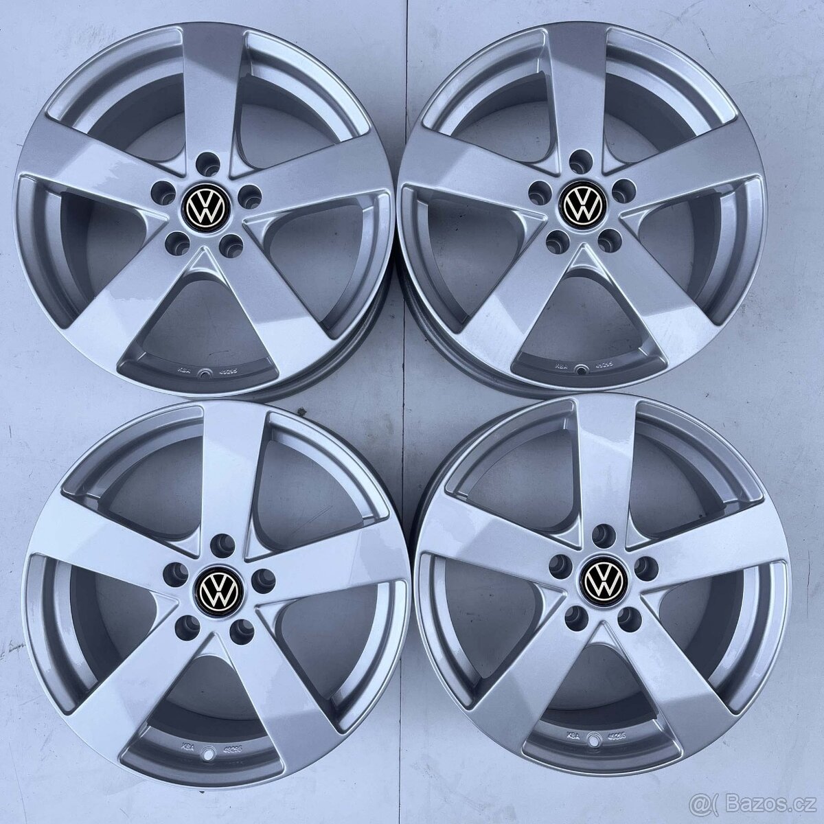 ALU VW PASSAT TIGUAN T-ROC GOLF CADDY TOURAN 17"