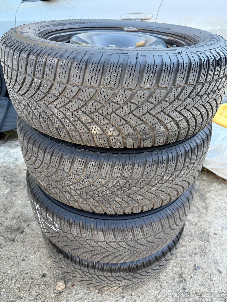 Plech. disky 5x112 z vozu Škoda Karoq, pneu zimní