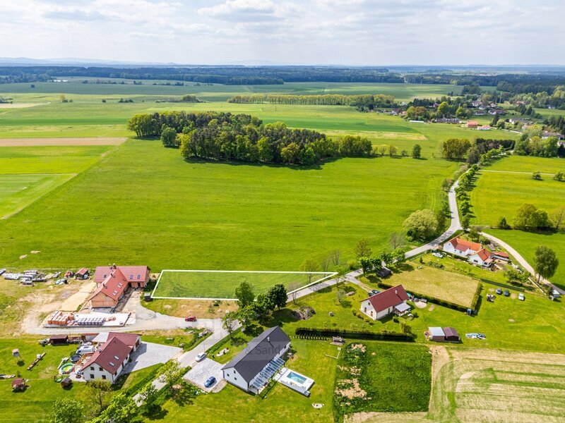 Prodej atraktivního a prostorného pozemku pro bydlení, 1500