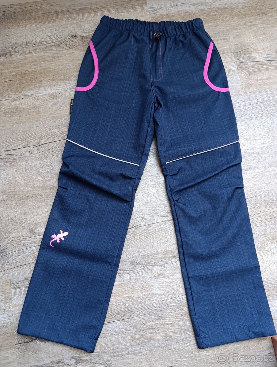 Nové jarní softshellové kalhoty Outdoorkids vel 134