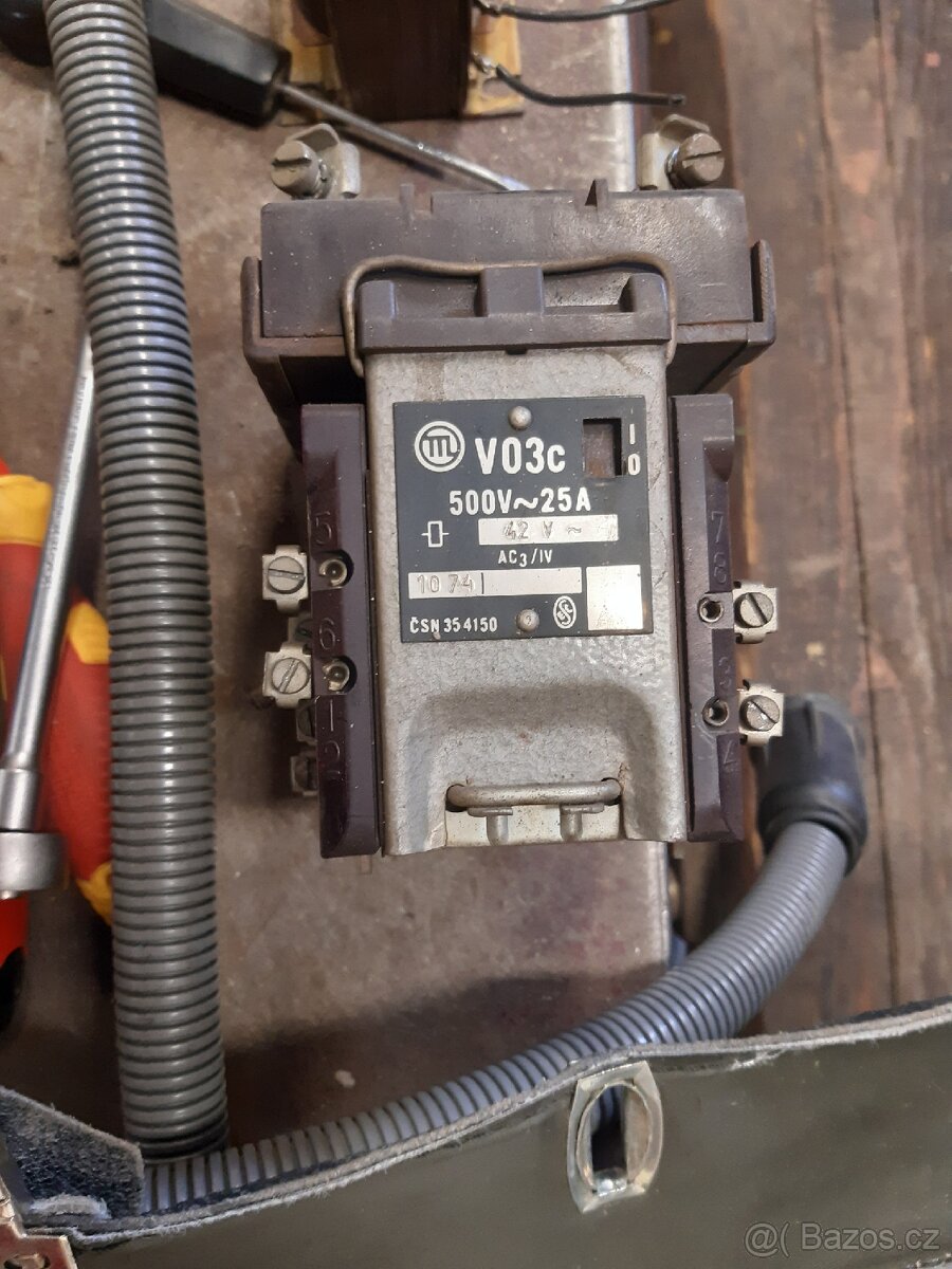 Stykač 500V 25A