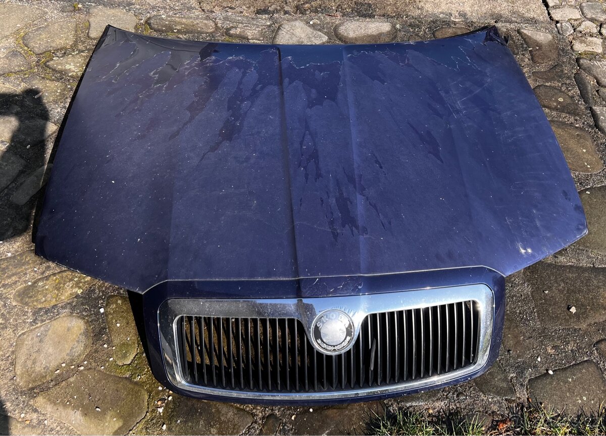 Škoda Superb 1 přední kapota