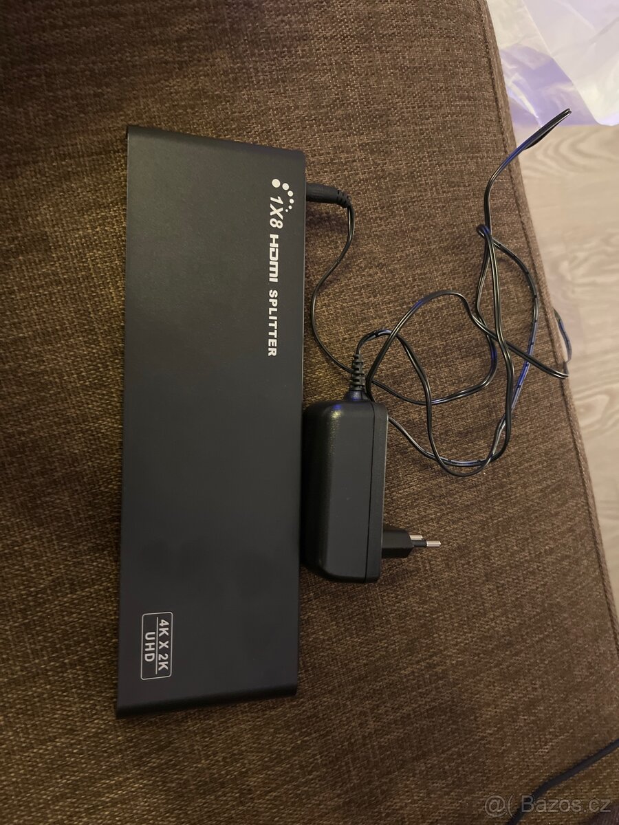 Prodám nový 8-port HDMI 2.0 splitter KRUP (KHSPLIT8F)