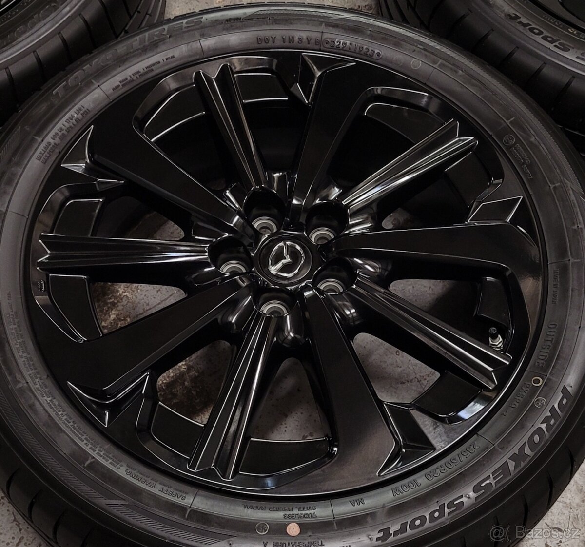 Mazda CX-80 ,20' alu disky,TPMS senzory, nové