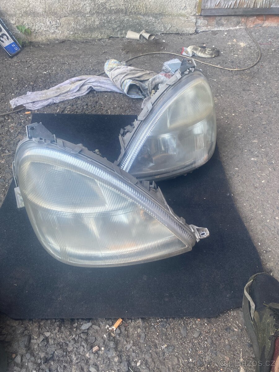 Světla Mercedes A levé i pravé w168
