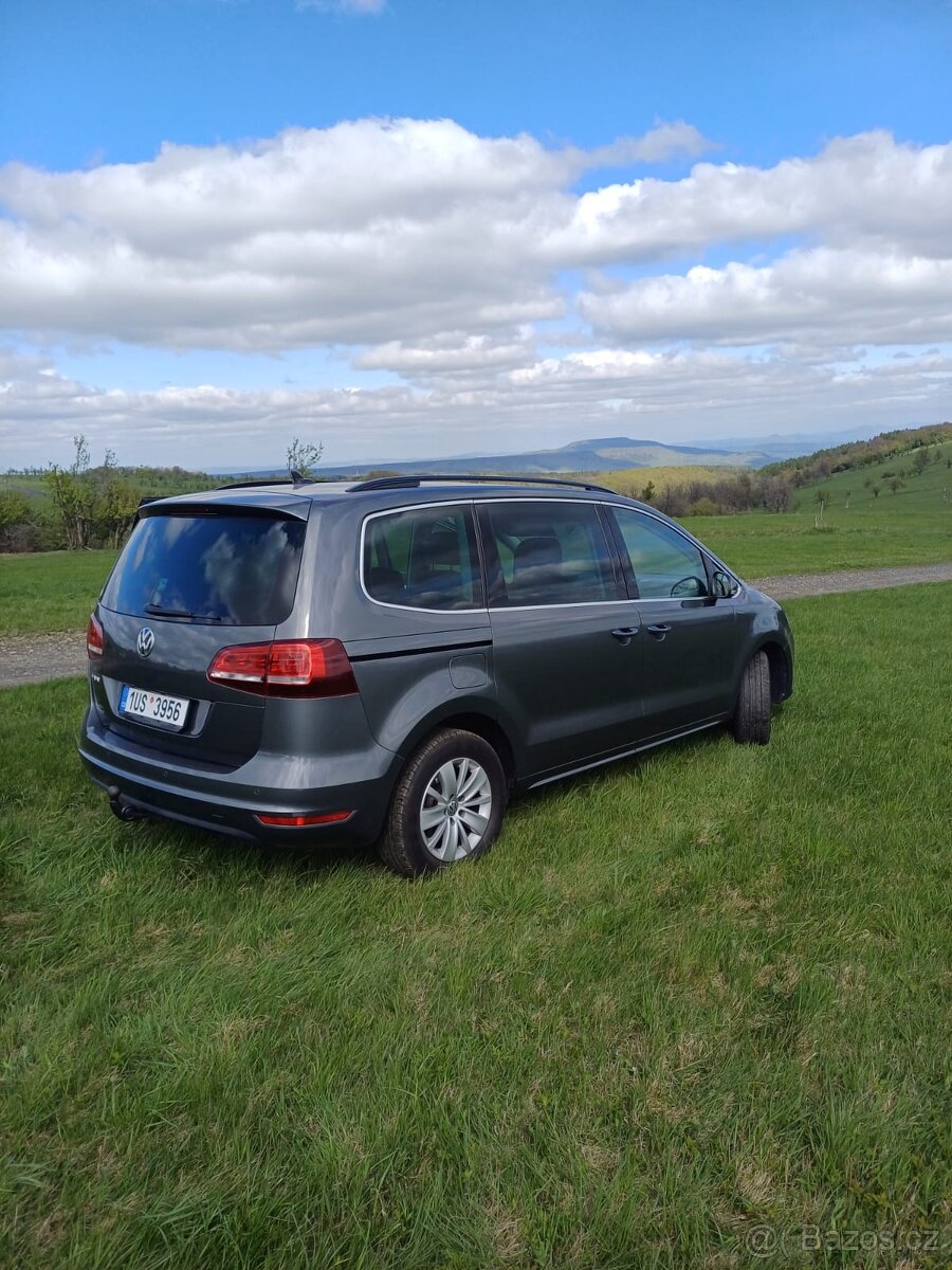 VW Sharan 7 místný