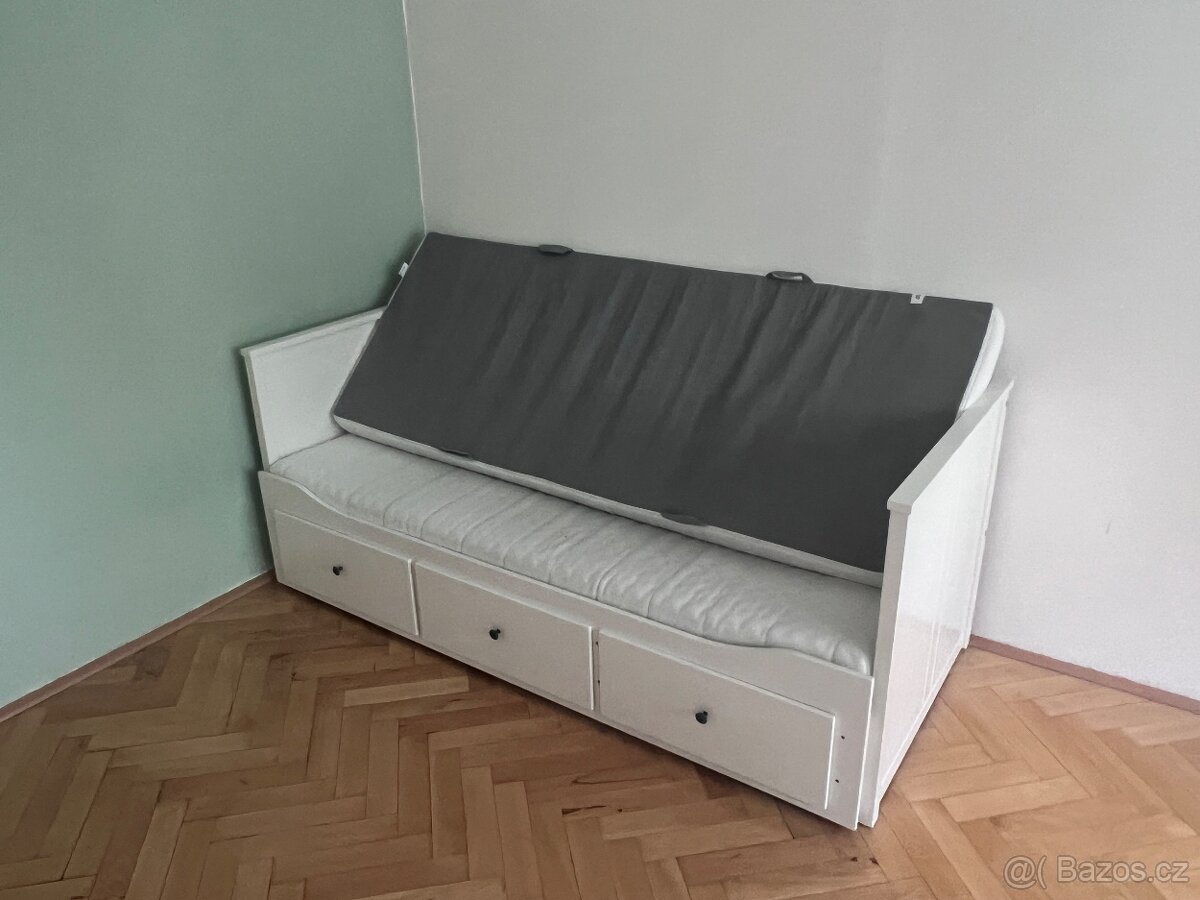 Rozkládací postel Ikea Hemnes