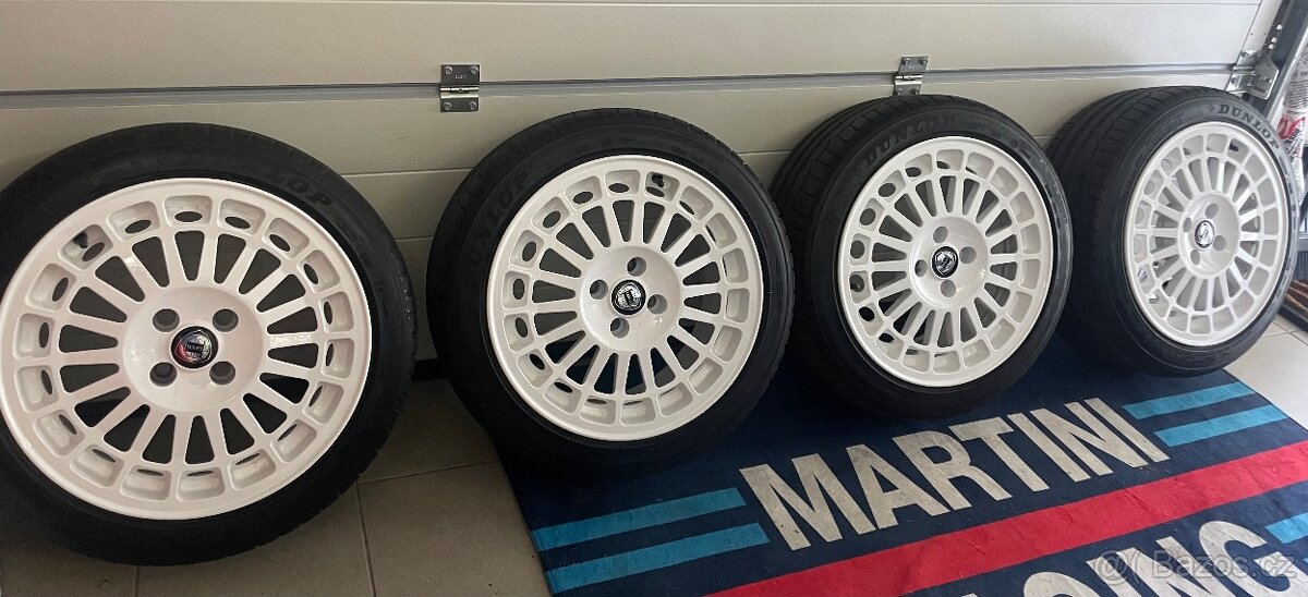 Lancia Delta Integrale - sada kol Monte Carlo