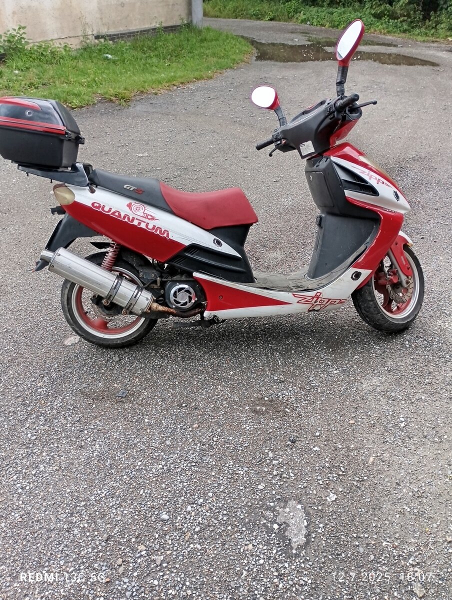 Prodám skútr 125