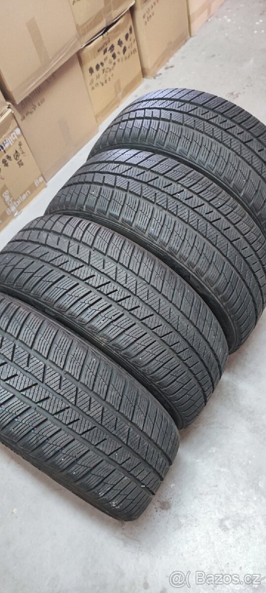 235/45/18 Barum Polaris 5, 8.2mm-7.8mm, 2920