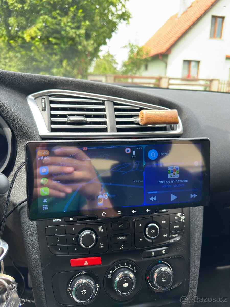 Carplay/Android auto displej