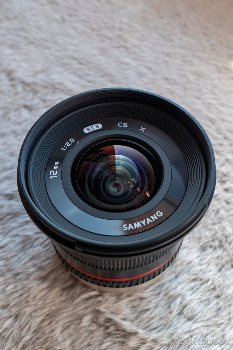 SAMYANG 12mm f/2 Fuji X
