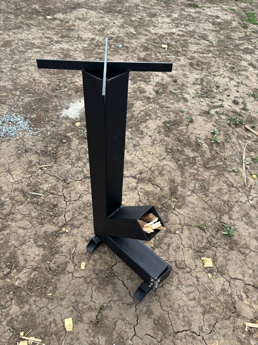 raketová kamna - kempingový vařič - vytápění terasy