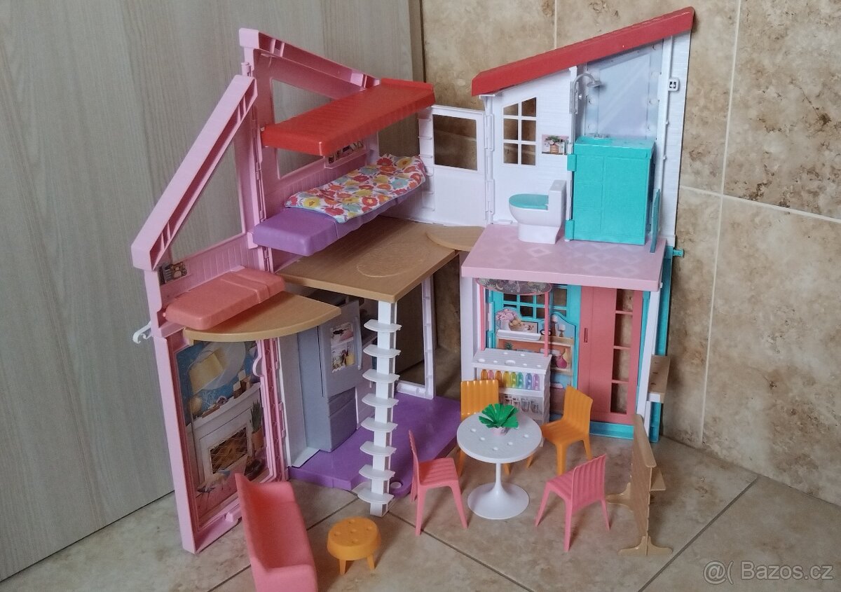 BARBIE DOMECEK