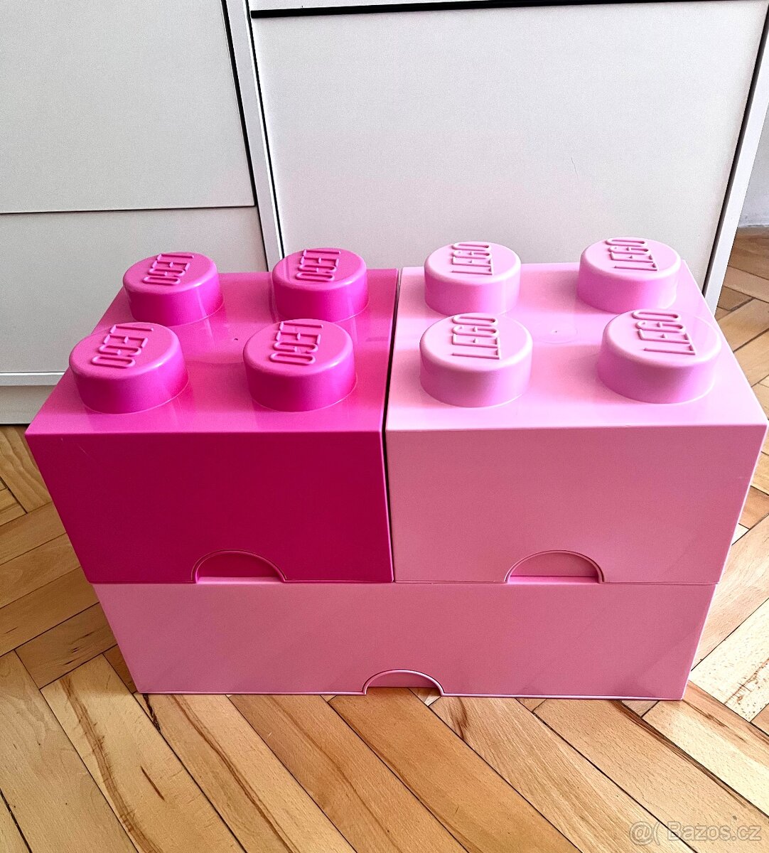 Růžové boxy na lego
