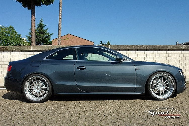 Oz Racing Superleggera III r19 třídílné kované