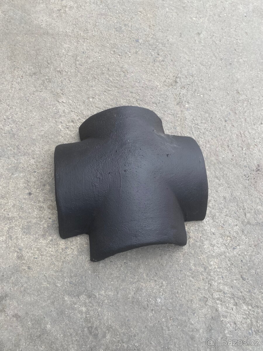 hřebenáč KM BETA křížový X samet černá