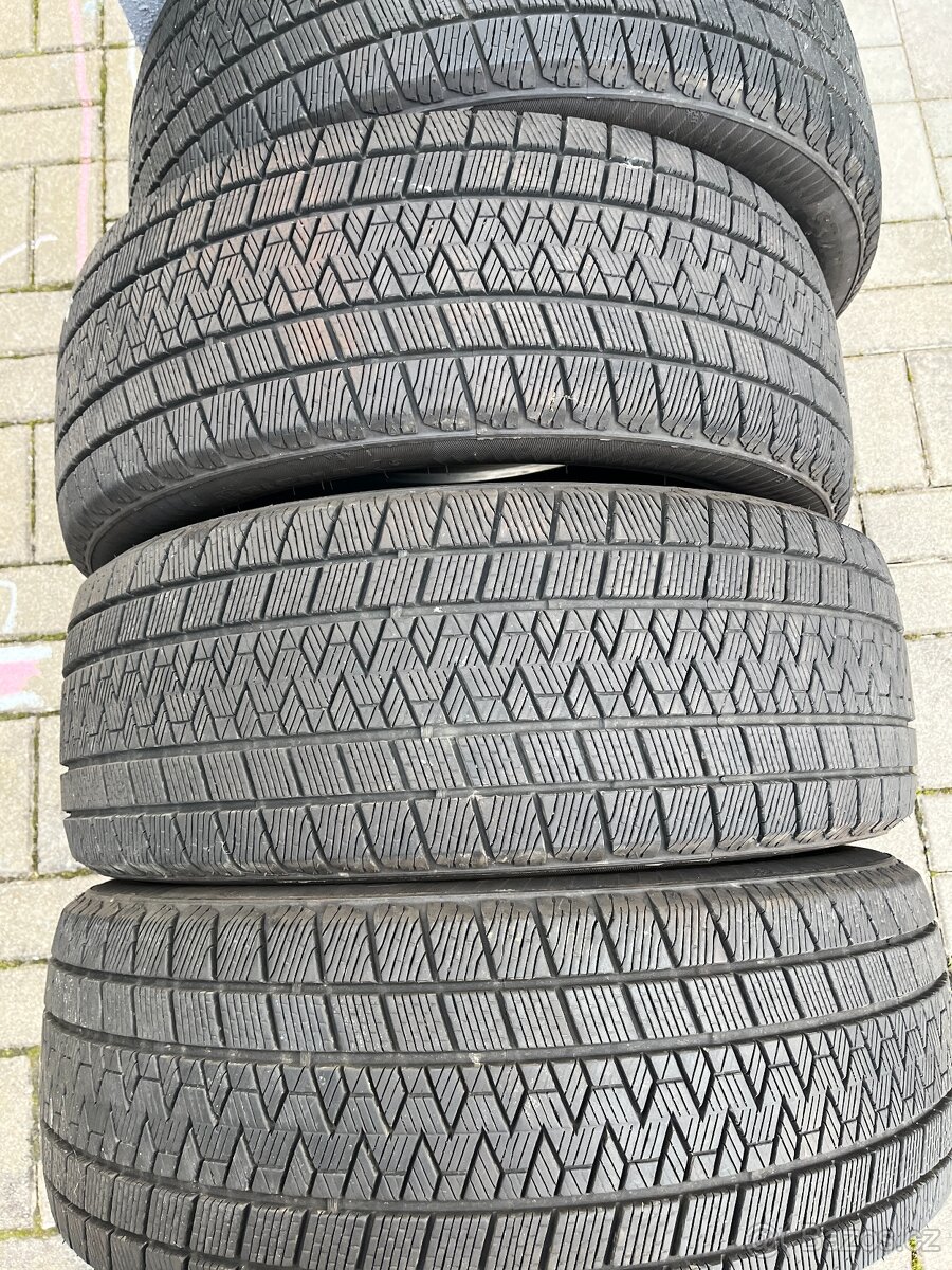 4ks zimní pneu Gripmax Stature M/S 235/50 R19