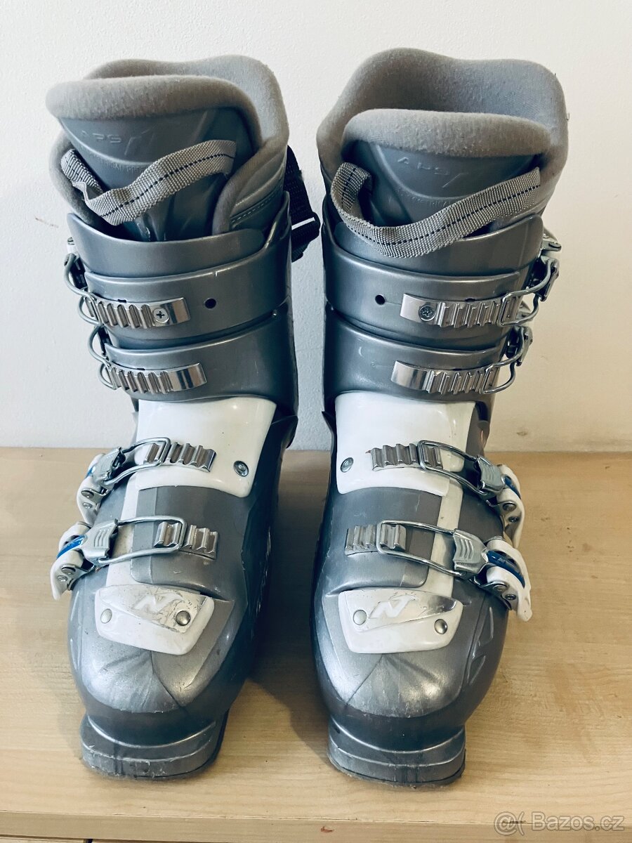 Prodám dámské lyžáky