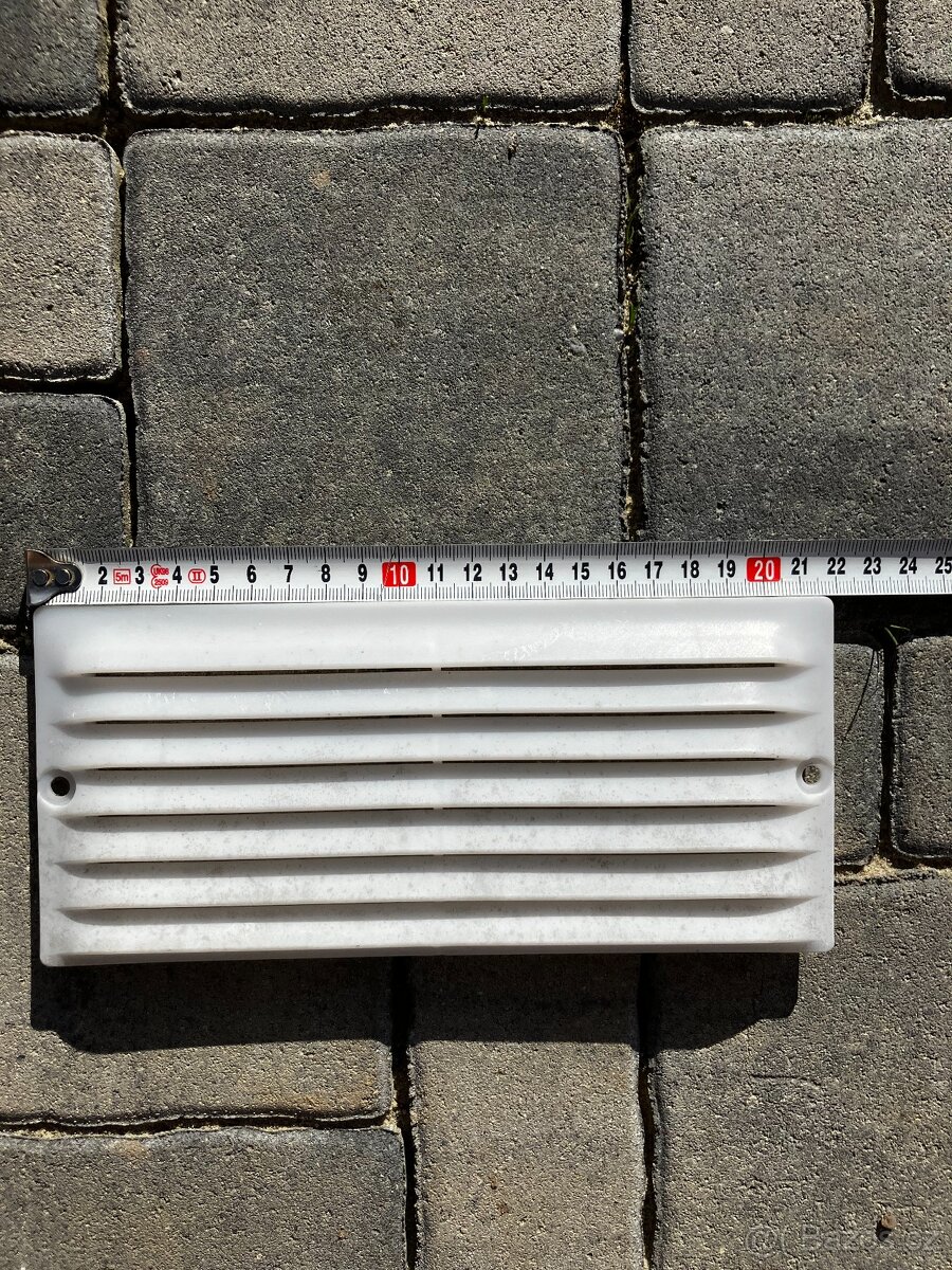 Náhradní mřížka zahradního domku