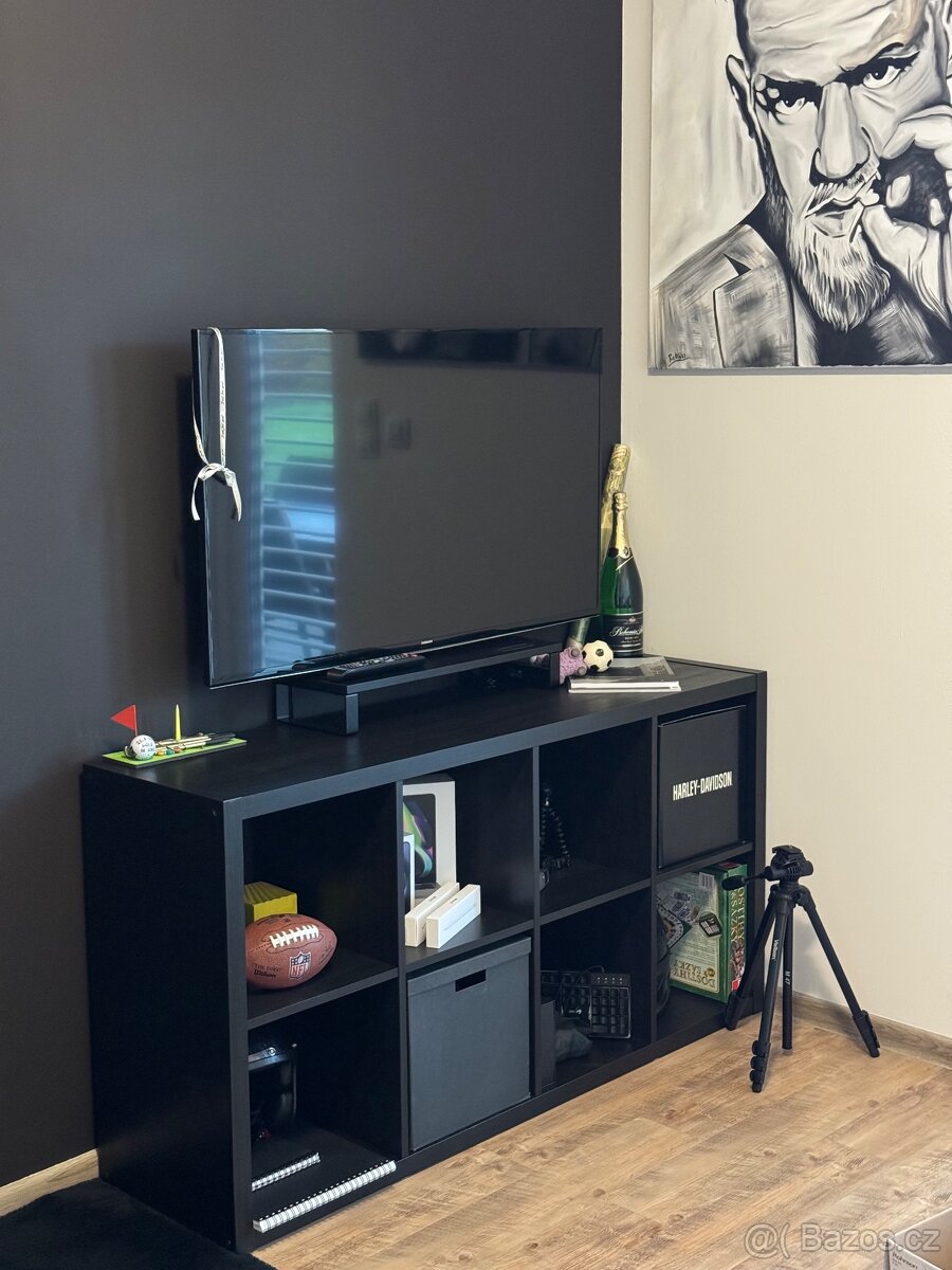 Prodám IKEA Kallax, Policový díl, černohnědá, 77x147 cm