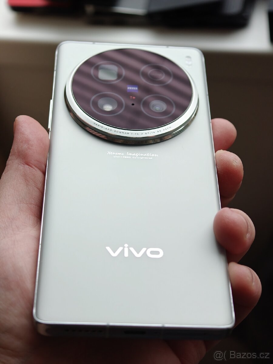Vivo X100 Ultra (16/1TB)