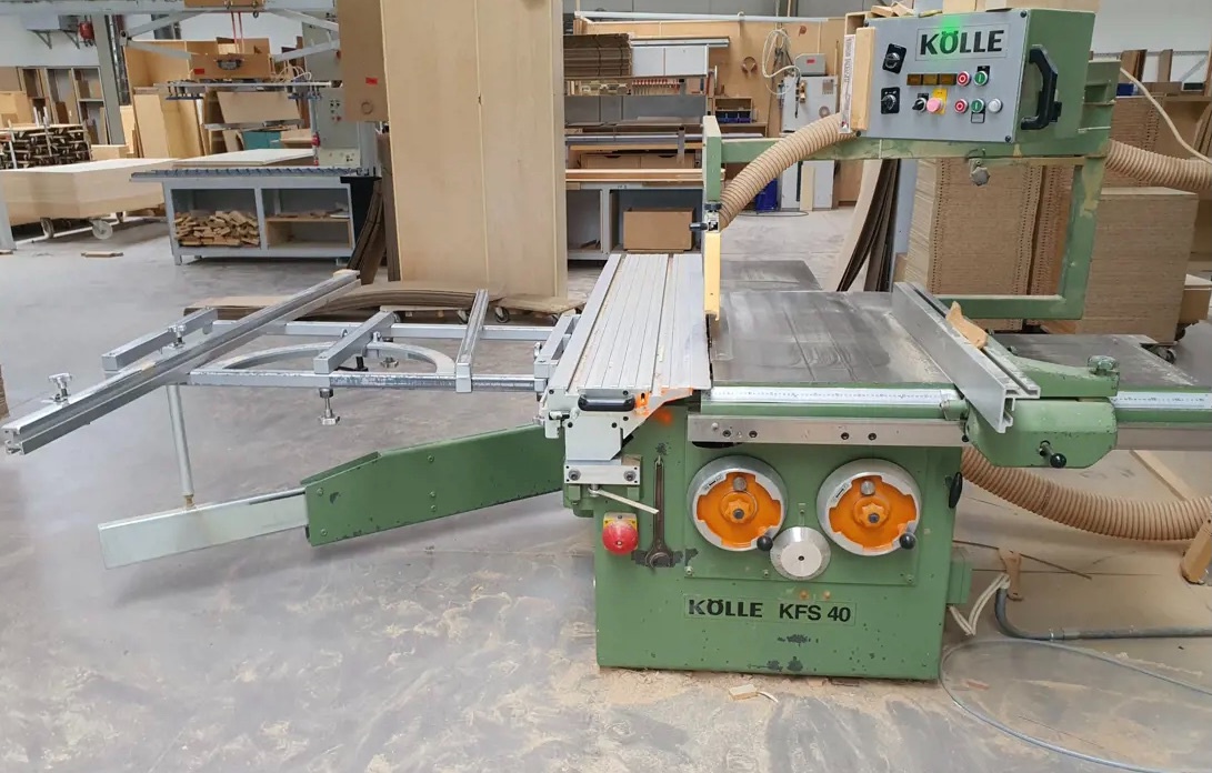 KOLLE KFS40 Posuvná stolní pila