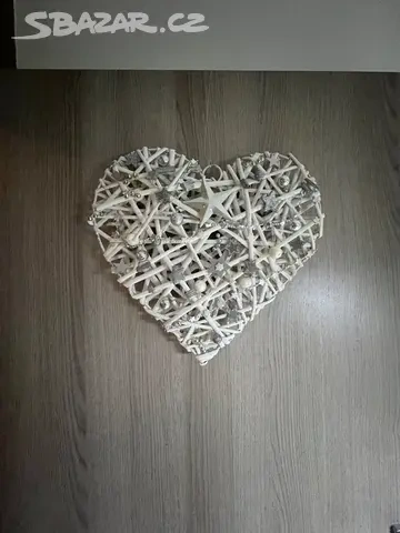 Vánoční věnec srdce na dveře