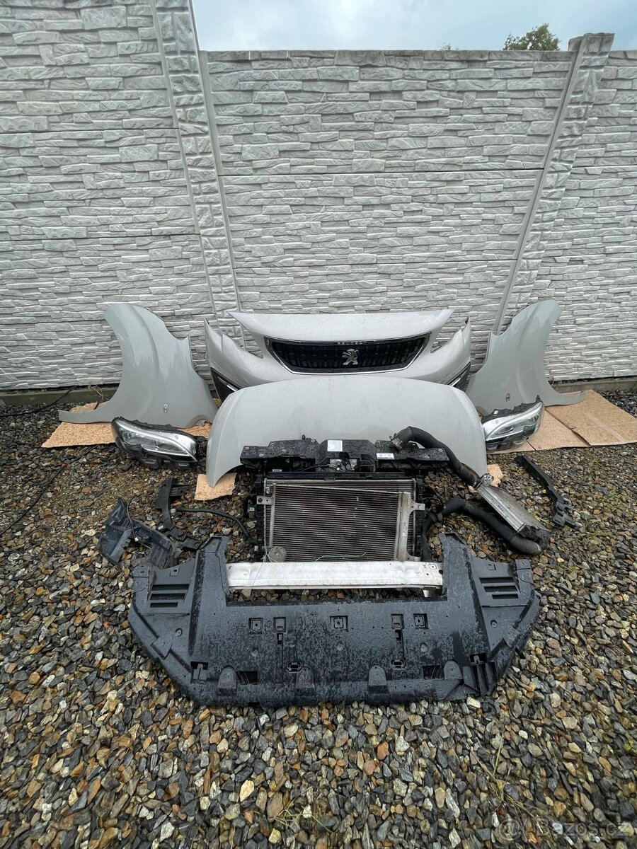 Peugeot Expert 2.0 hdi - předek