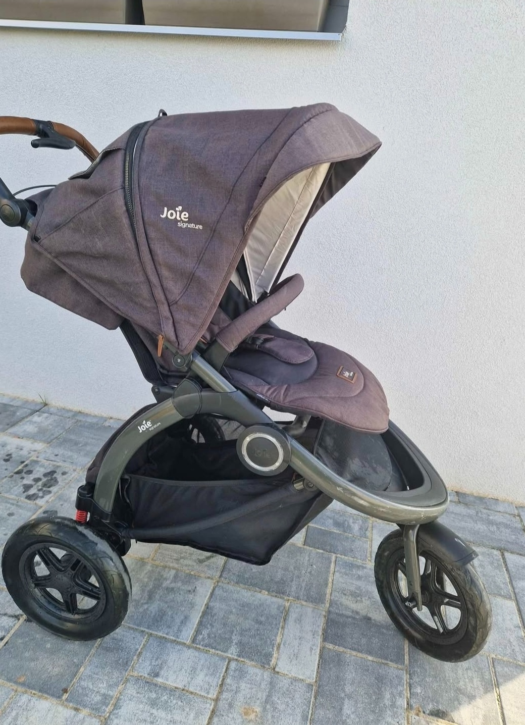 Kočárek Joie Crosster Flex Signature