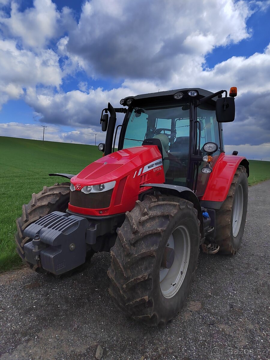 Massey Ferguson 5713 SL