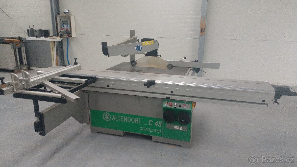 Altendorf C45 Kompaktní posuvná stolní pila s řezací jednotk
