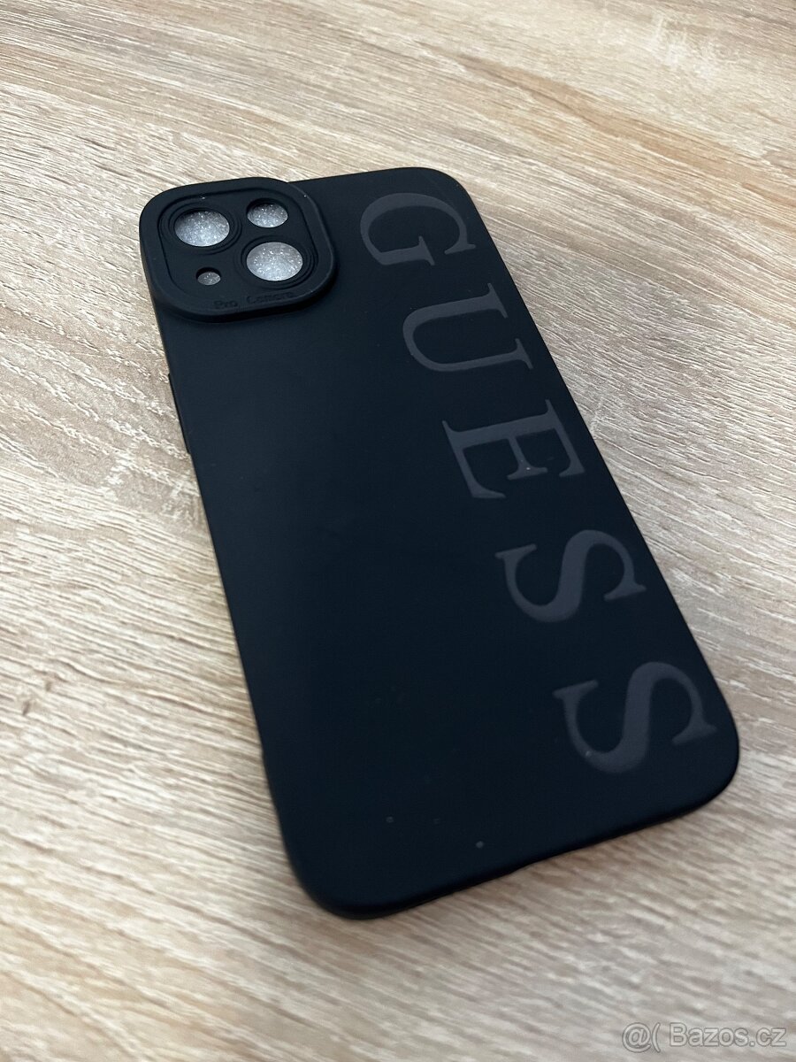 Kryty Guess na iPhone 13