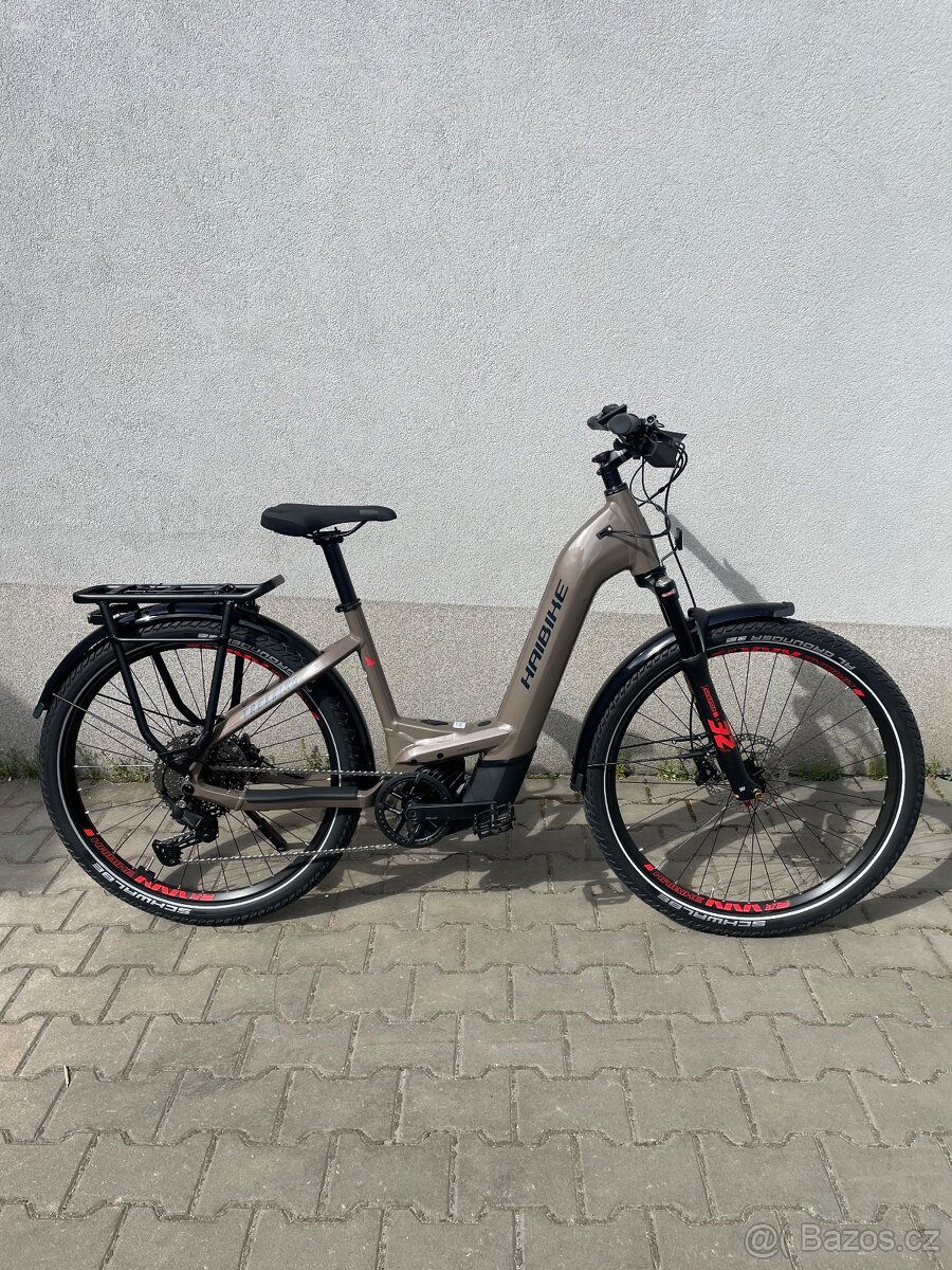 Nové elektrokolo HAIBIKE Trekking 8 Low i750 Wh - hnědá barv