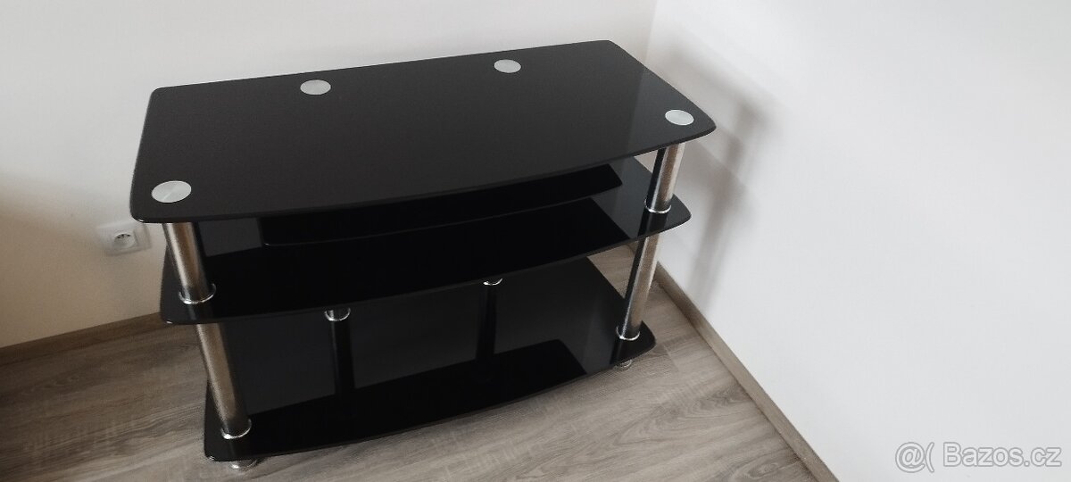 Tv stolek