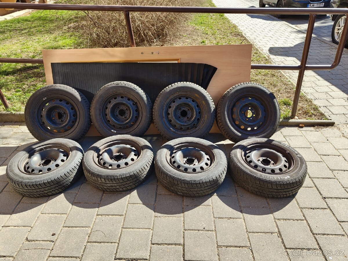 2 sady obutých pneu 4x108 z C3 první generace