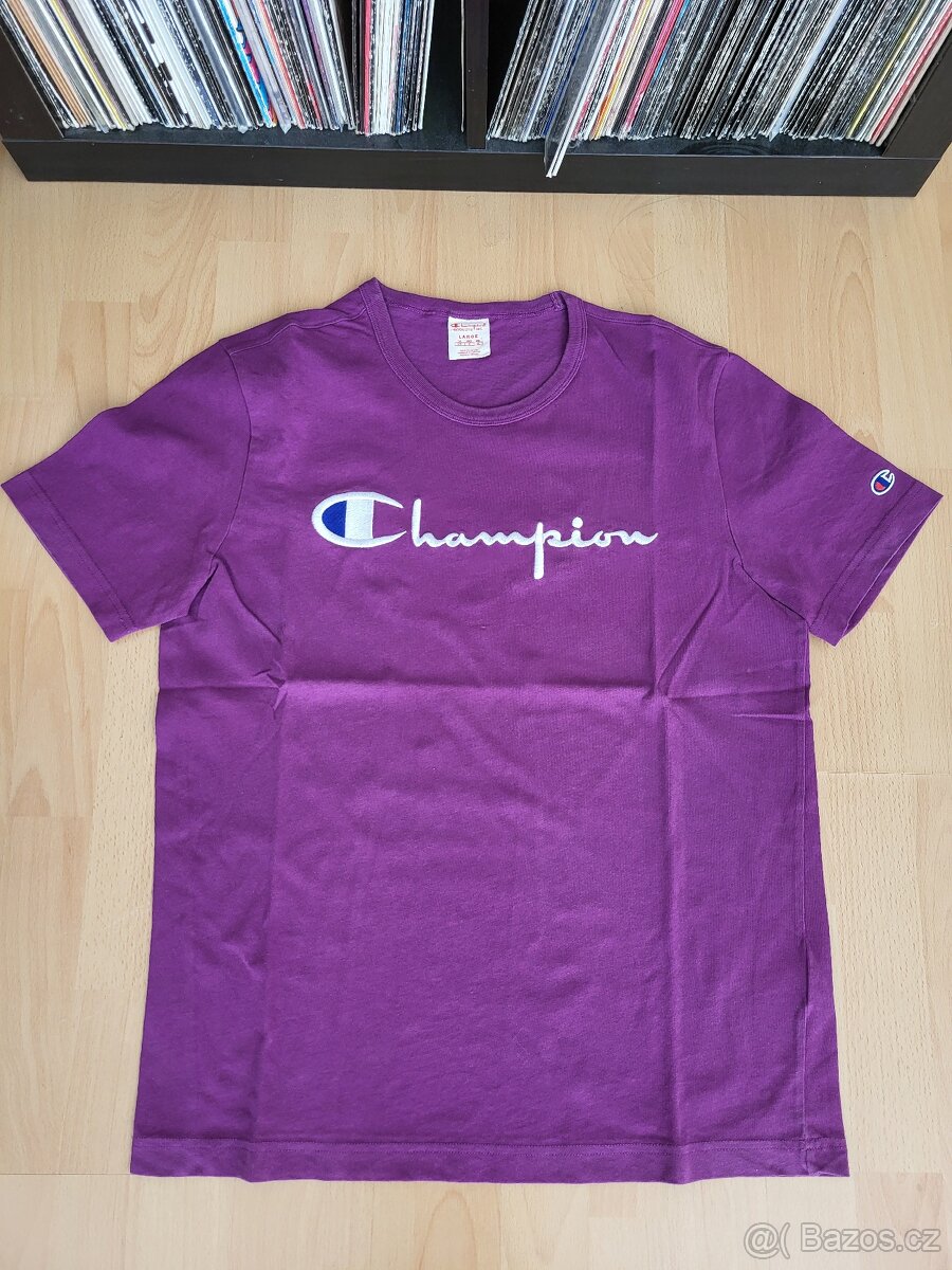 Champion T-shirt.