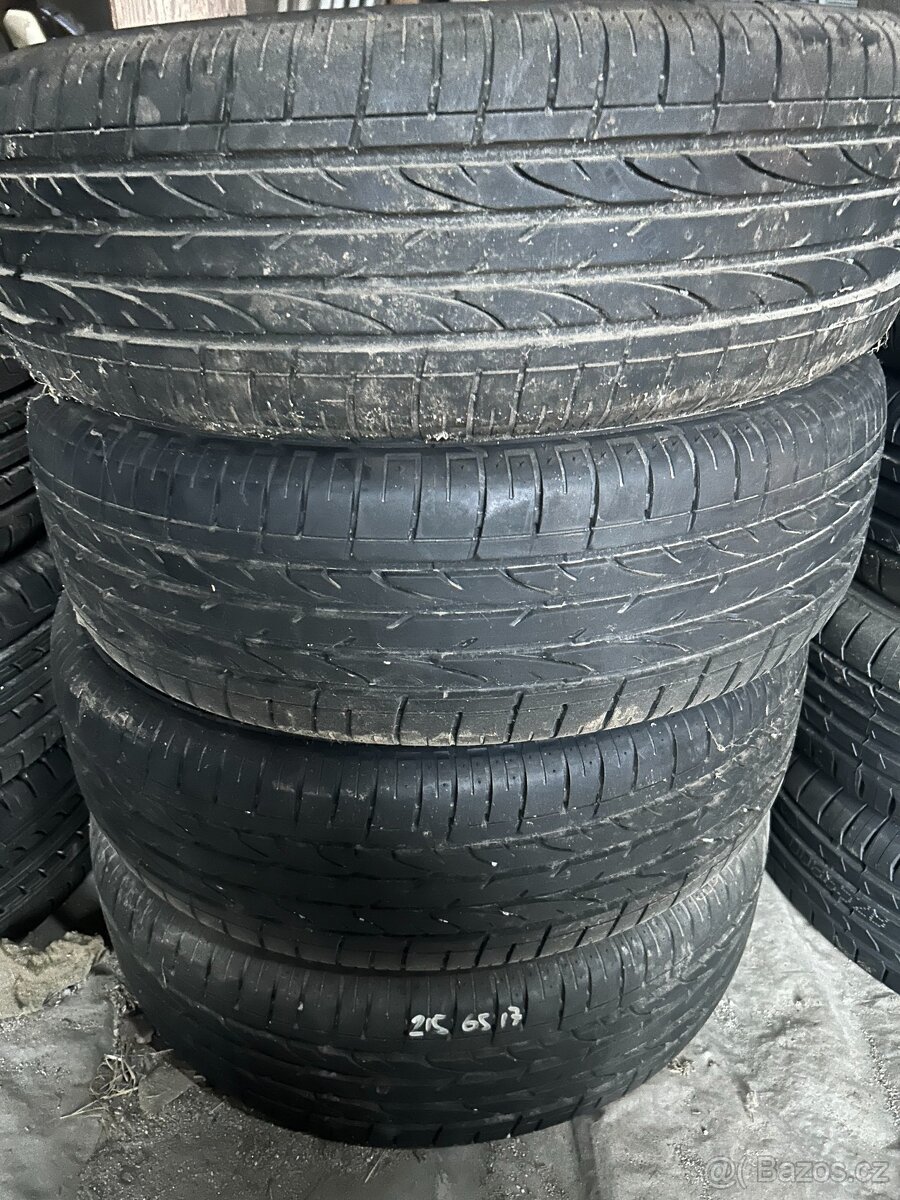 Bridgestone 215/65R17