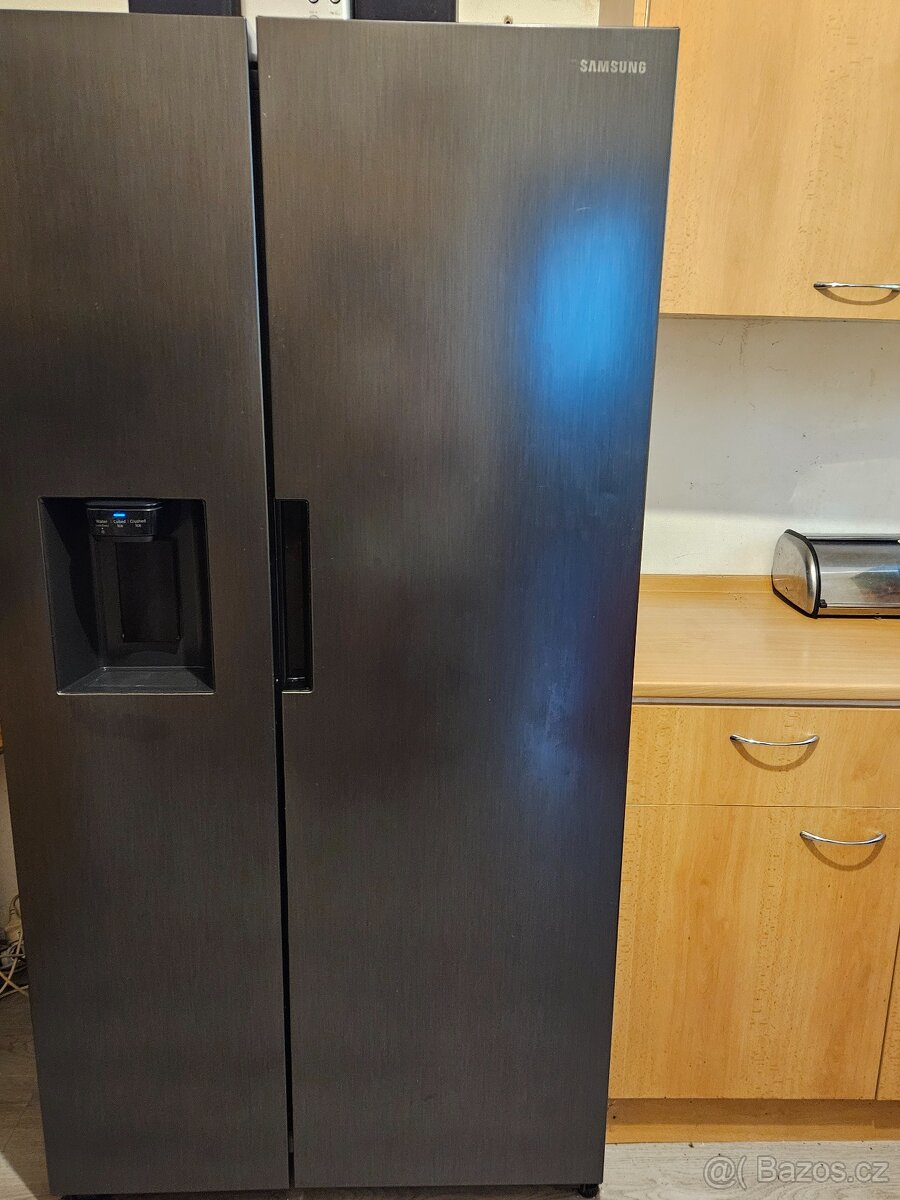Americká lednice Samsung