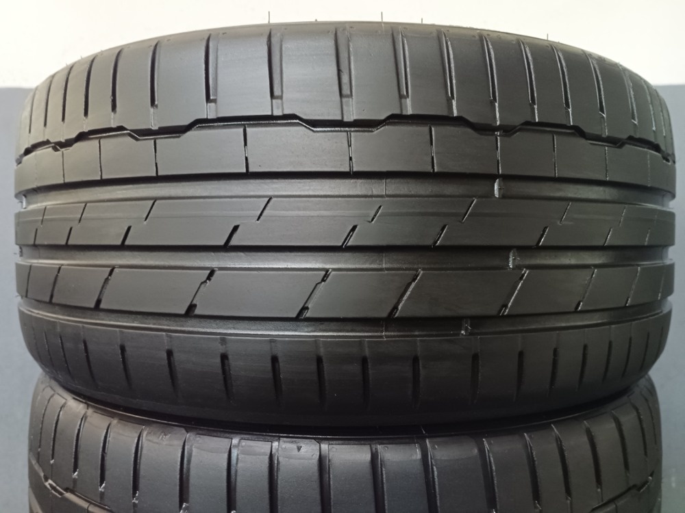 225/35 R19 HANKOOK (4922)
