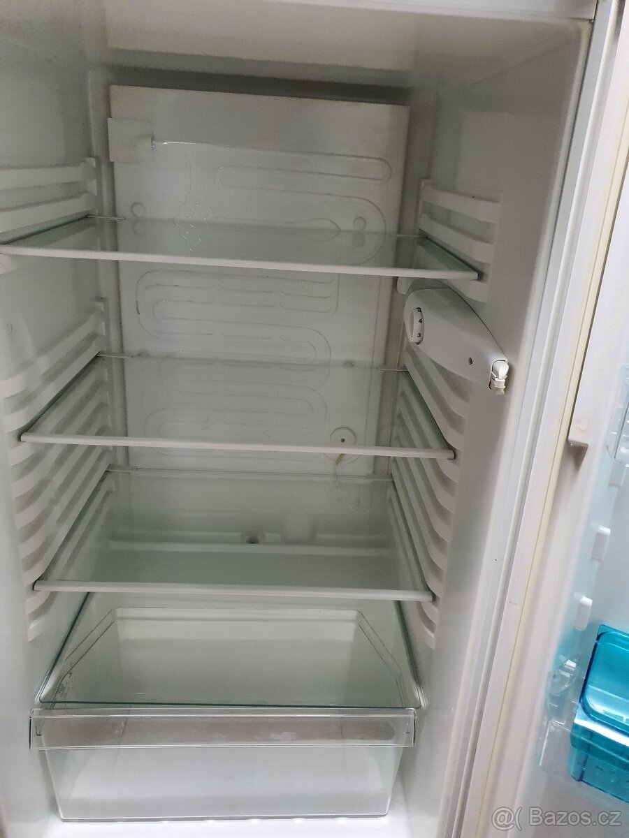 Lednička, chladnička Zanussi, 206L
