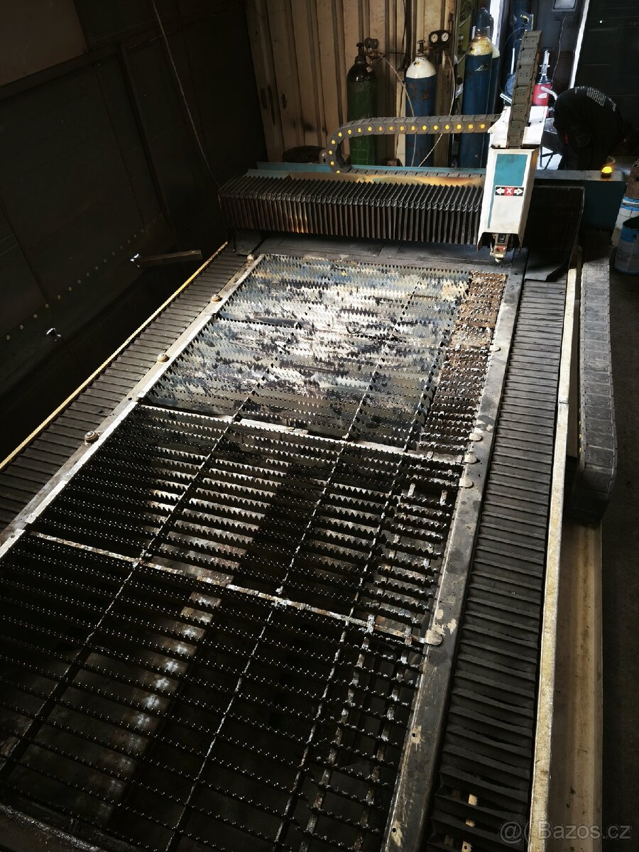 Vláknový laser LX3015 2kW