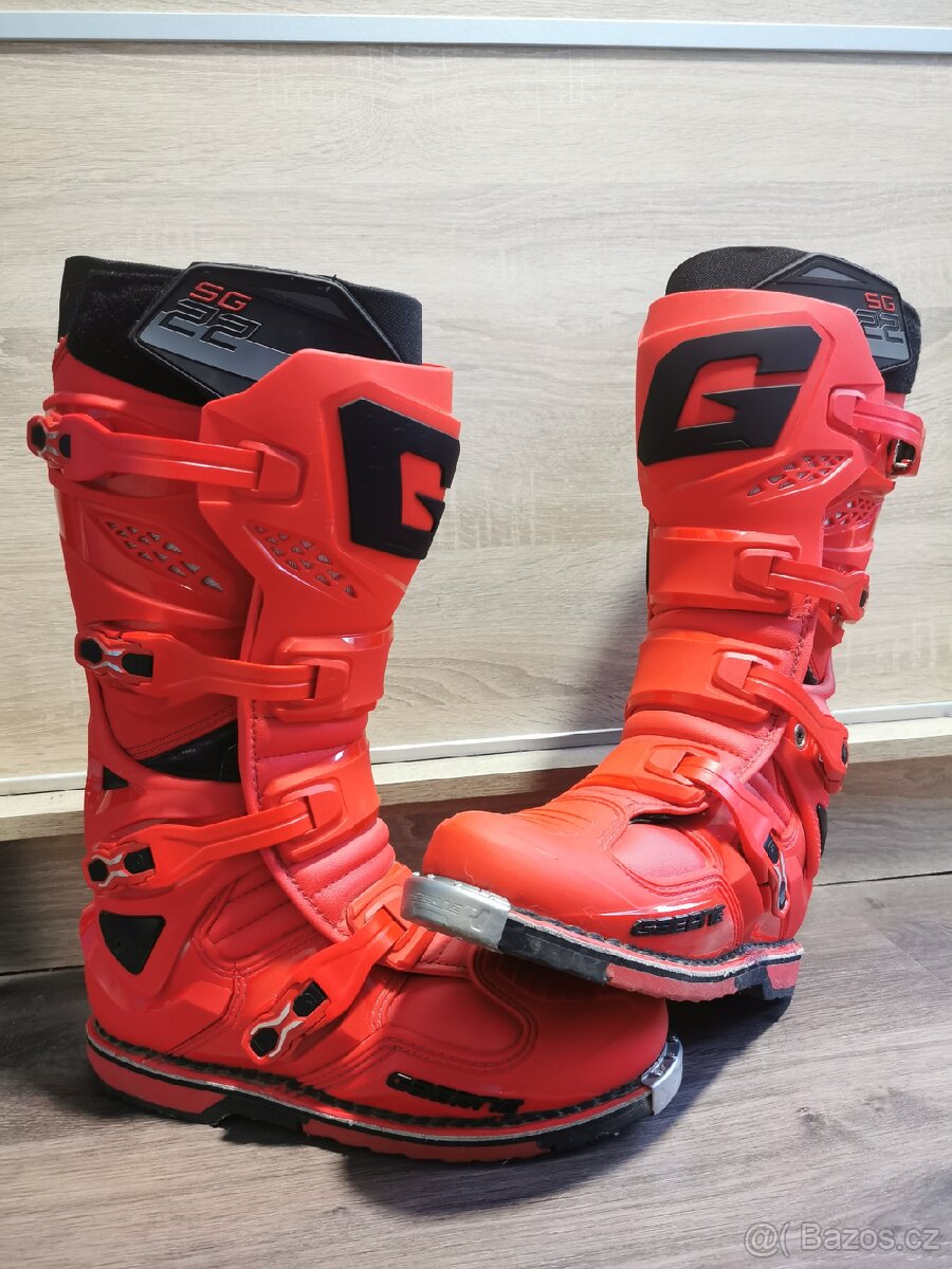 Gaerne sg 22